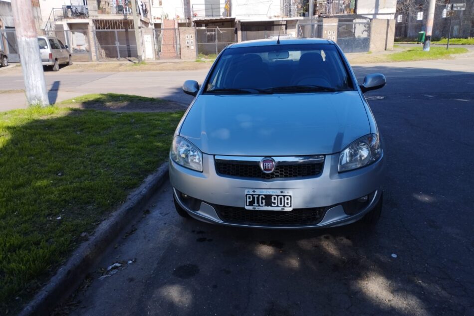 2133214681-Fiat Siena completo