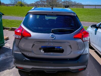 1902959117-Nissan Kicks completo