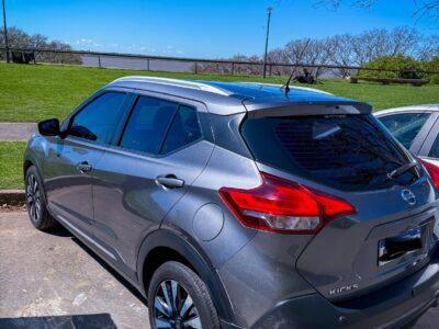 1902959117-Nissan Kicks completo