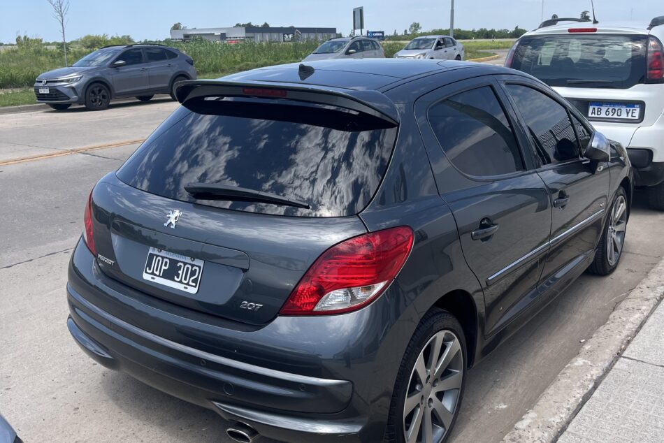 735704880-Peugeot 207 completo