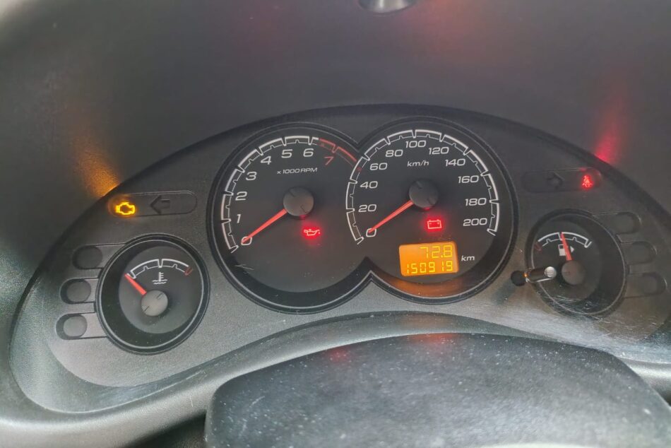 1647955944-Chevrolet Corsa Classic completo