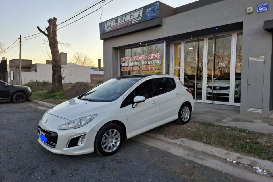 1402990340-Peugeot 308 completo