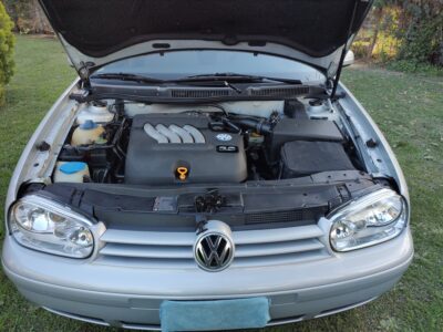 1708449961-Volkswagen Golf completo