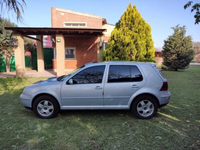 1708449961-Volkswagen Golf completo