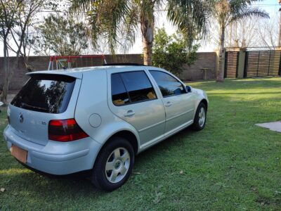 1708449961-Volkswagen Golf completo