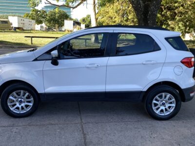 1141253425-Ford Escort completo