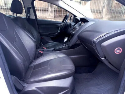 399895715-Ford Focus III completo