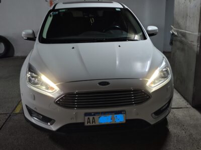 399895715-Ford Focus III completo