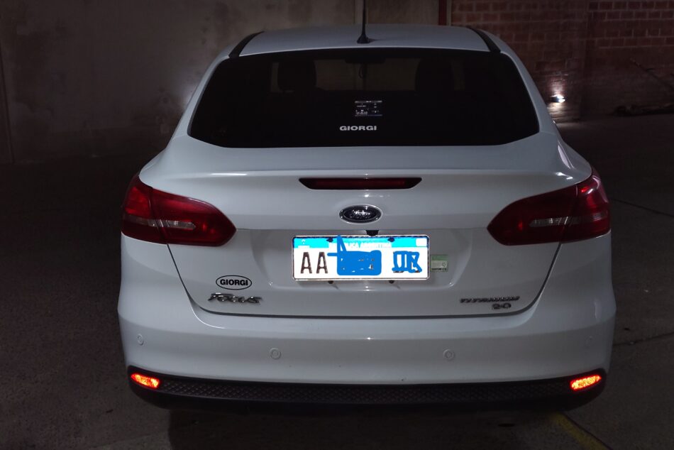 399895715-Ford Focus III completo