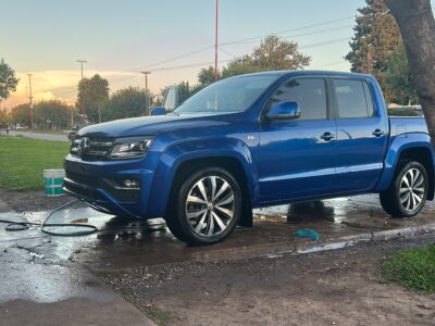 1222192811-  Volkswagen Amarok completo