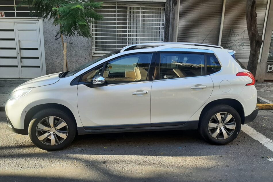 590353583-Peugeot 2008 completo