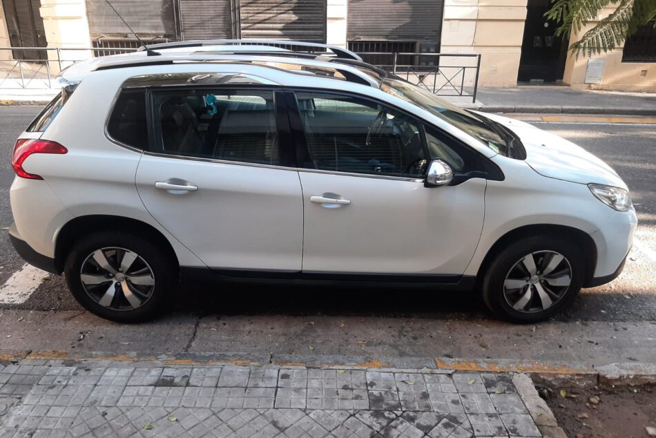 590353583-Peugeot 2008 completo