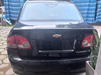 610284391-Chevrolet Corsa Classic completo