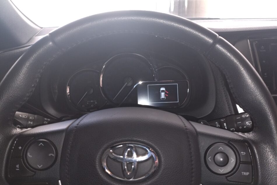 128326838-Toyota Yaris completo