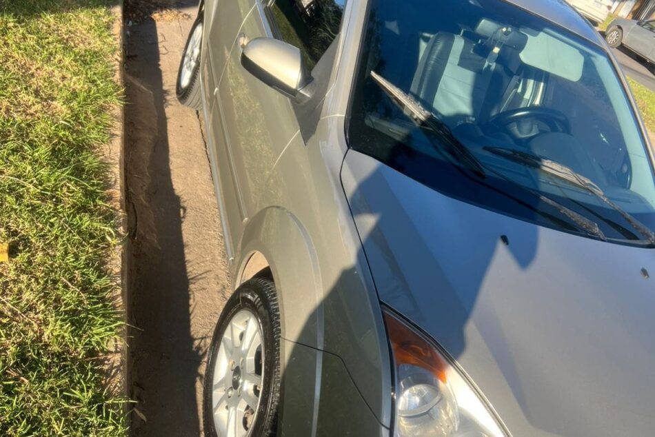 1667674725-Ford Fiesta Max completo