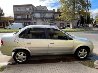 278665628-Chevrolet Classic completo