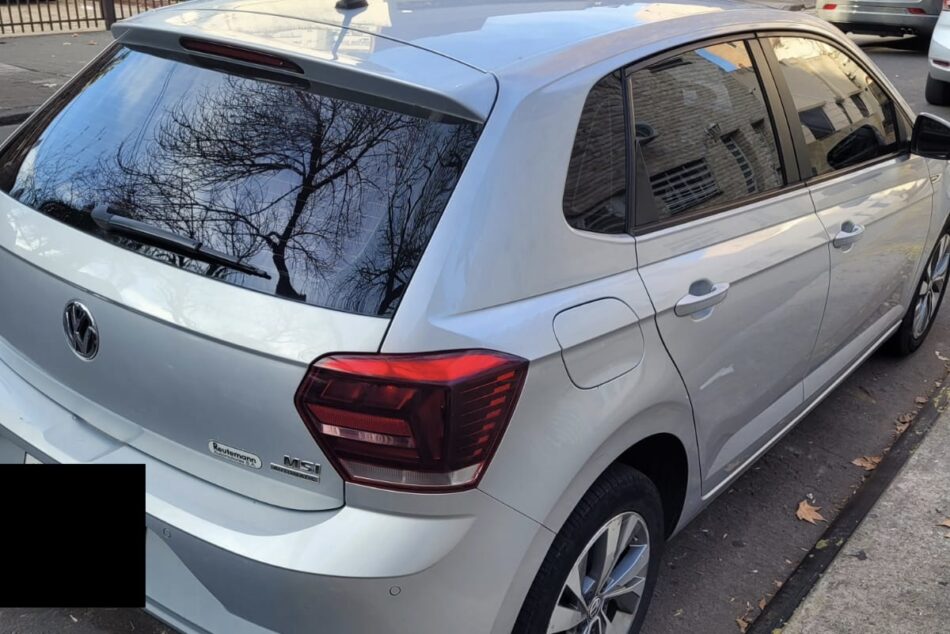 1702672522-Volkswagen Polo completo