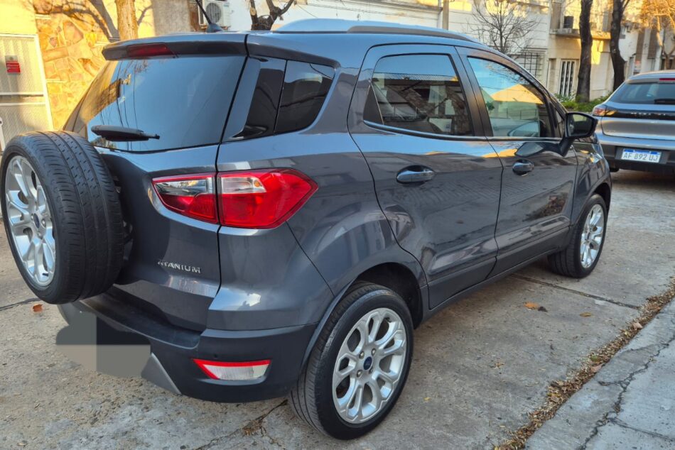 1583727074-Ford Ecosport completo