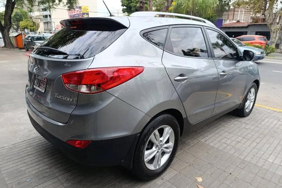2080737963-Hyundai Tucson completo