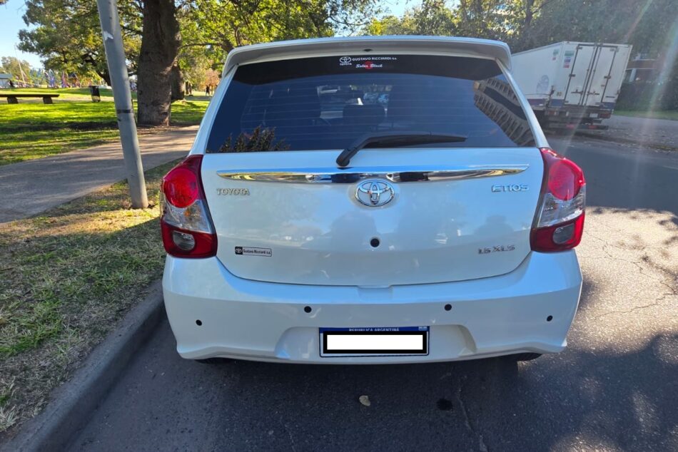 251314490-Toyota Etios completo