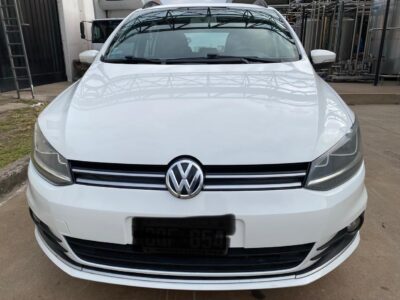 832404166-Volkswagen Suran completo