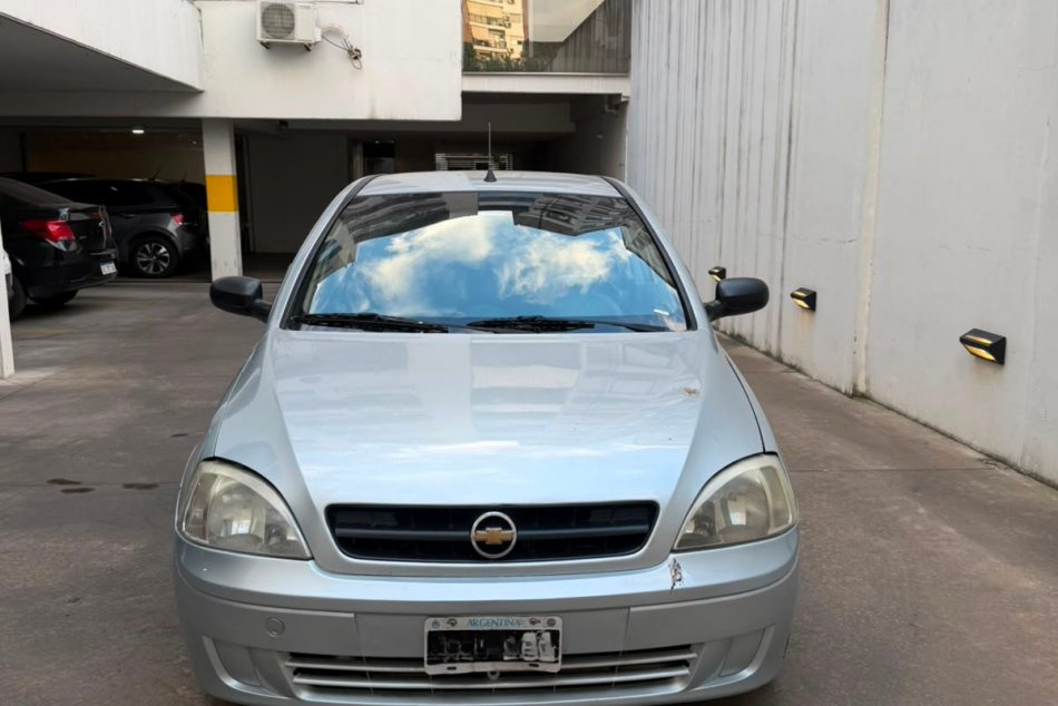 11359722-Chevrolet Corsa II completo