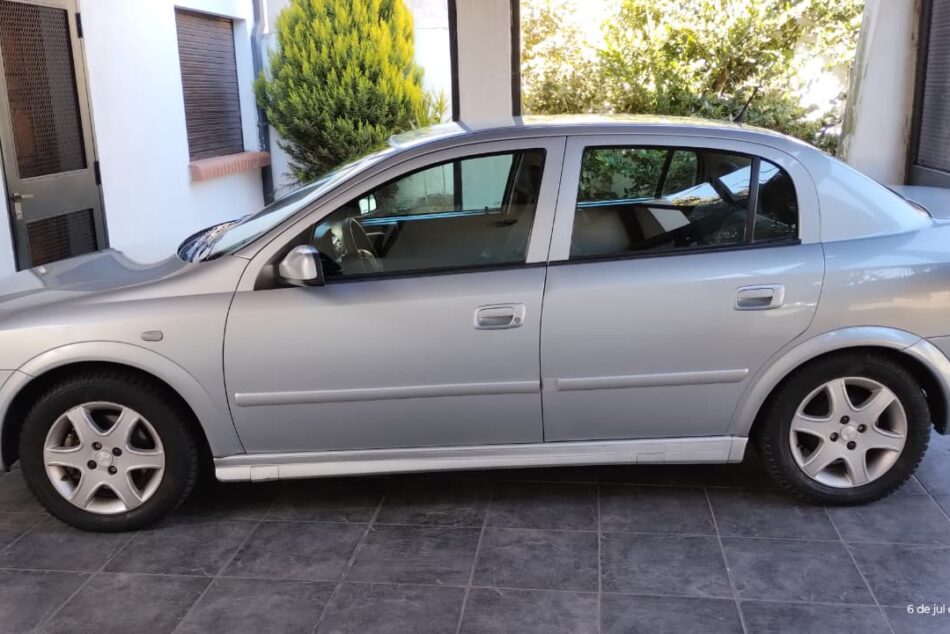 298187989-Chevrolet Astra completo