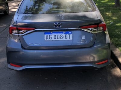 2114687392-Toyota Corolla completo