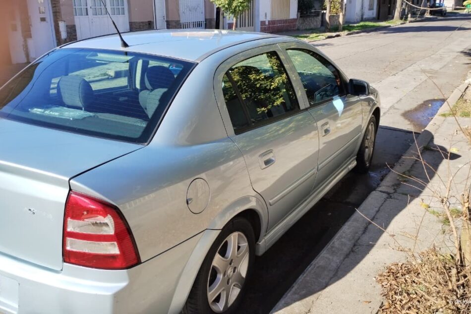 298187989-Chevrolet Astra completo