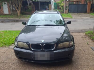 672804798-BMW Serie 3 completo