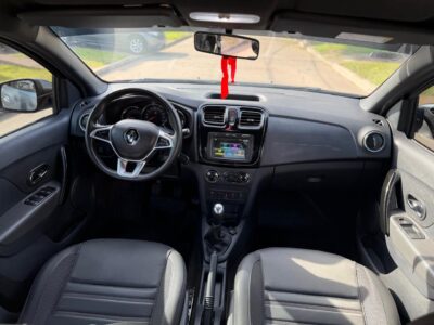 1401255042-Renault Logan completo