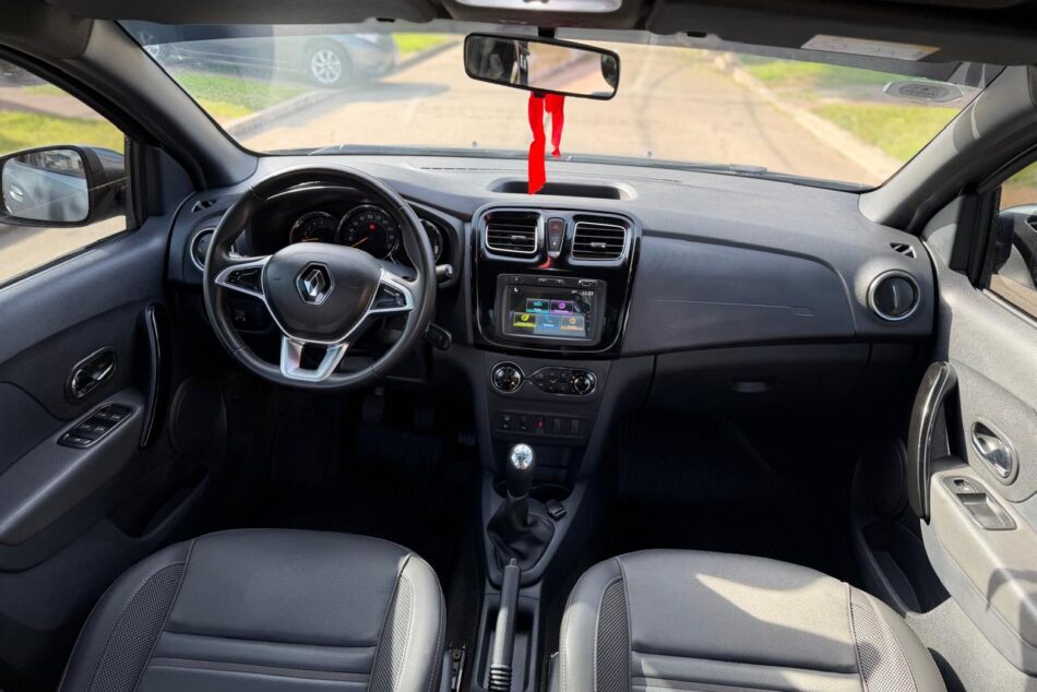 1401255042-Renault Logan completo