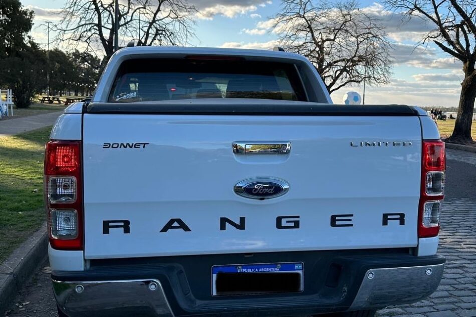 704252541-Ford  Ford Ranger completo