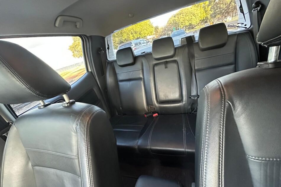 704252541-Ford  Ford Ranger completo