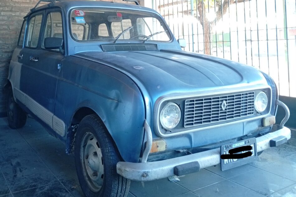 559716959-Renault R 5 completo