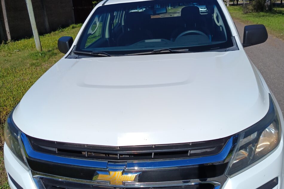451387428-  Chevrolet S10 completo