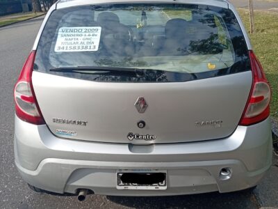 564588879-Renault Sandero completo