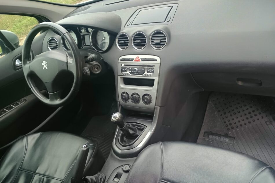 333032615-Peugeot 308 completo