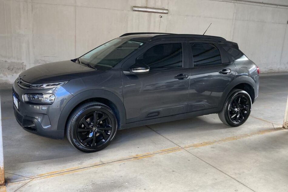 1763115804-Citroën C4 Cactus completo