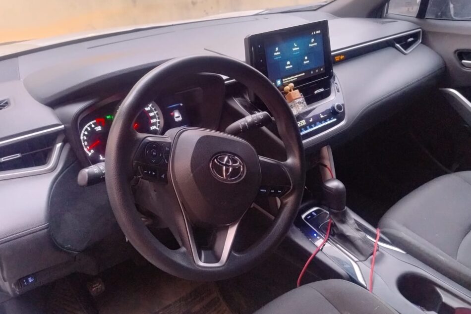 1619716316-Toyota Corolla Cross completo