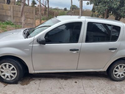 198892775-Renault Sandero completo
