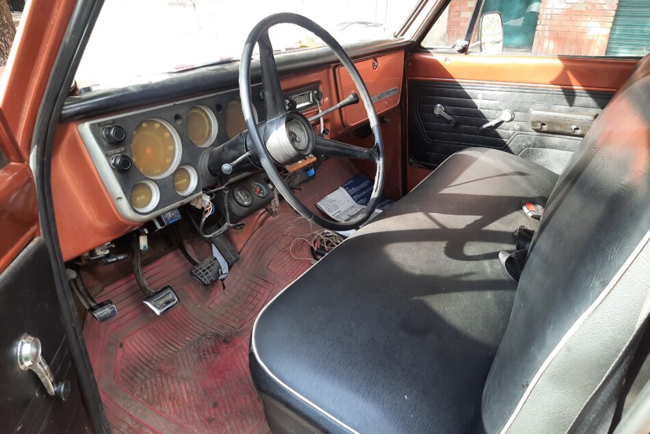 649963750-  Chevrolet C-10 completo