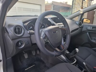 1896002884-Ford Fiesta Kinetic Design completo