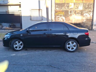 2122562921-Toyota Corolla completo