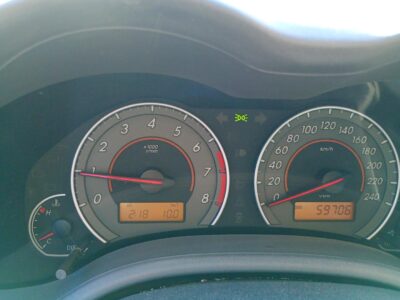 2122562921-Toyota Corolla completo