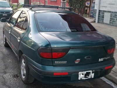 990261440-Renault Mégane completo