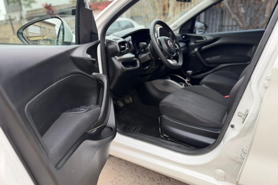 303706722-Fiat Argo completo