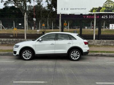 1665081337-Audi Q3 completo