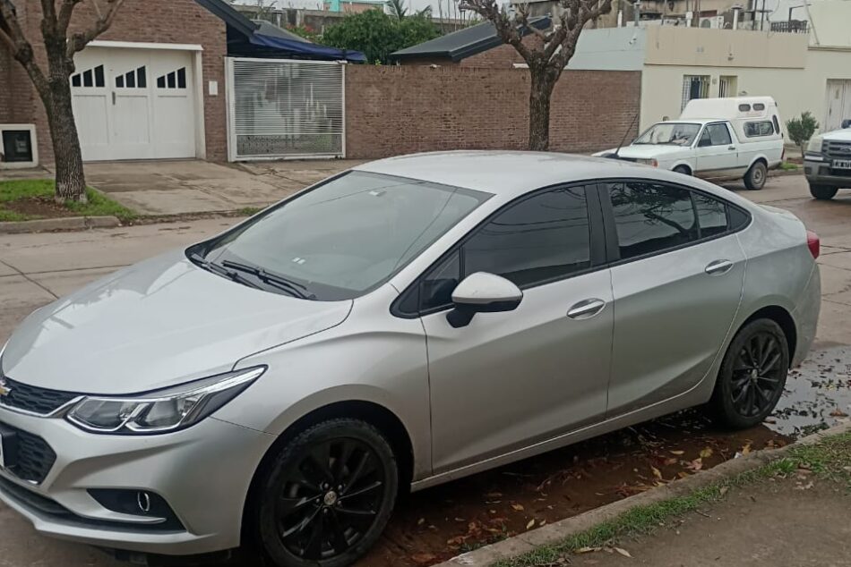 685637362-Chevrolet Cruze II completo