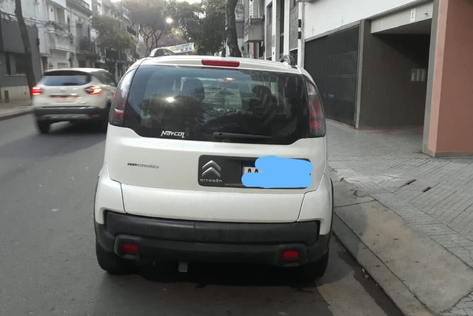 1330687040-Citroën C3 Aircross completo